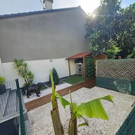Appartement Maison Récente Avec Jardin Et Terrasse, Bien Desservie La Courneuve