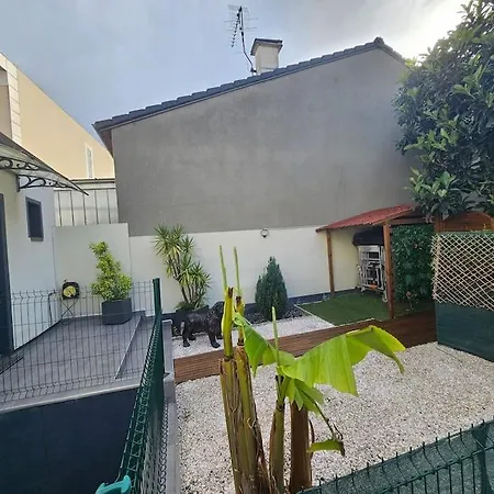 Maison Recente Proche Paris Avec Jardin Et Terrasse, Bien Desservie * La Courneuve
