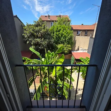 Maison Récente Avec Jardin Et Terrasse, Bien Desservie * La Courneuve